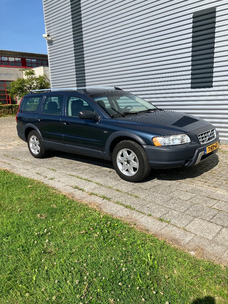 Volvo XC70 D5 AWD Summum Geartronic, Automaat, Blauw, XC70, Leder