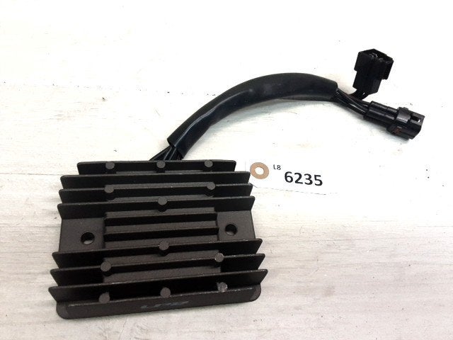 GSXR1000 2005 - 2006 Suzuki Spanningsregelaar D1-49467