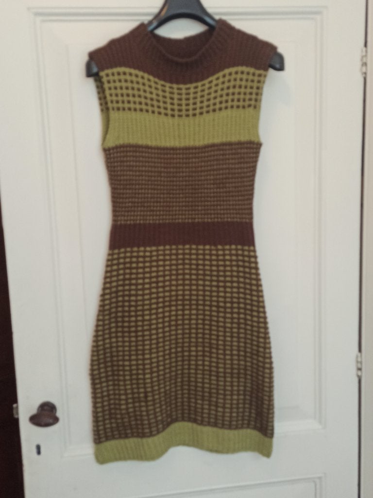 Mooie gebreide wollen jurk, groen en bruin,maat M of L, Kleding | Dames, Maat 38/40 (M), Meerkleurig, Ophalen of Verzenden, Zo goed als nieuw