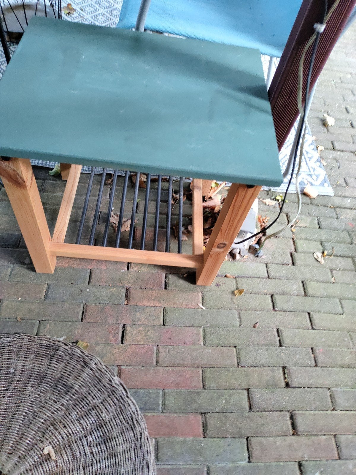 bijzet tafeltje rechthoekig met plankje, Ophalen