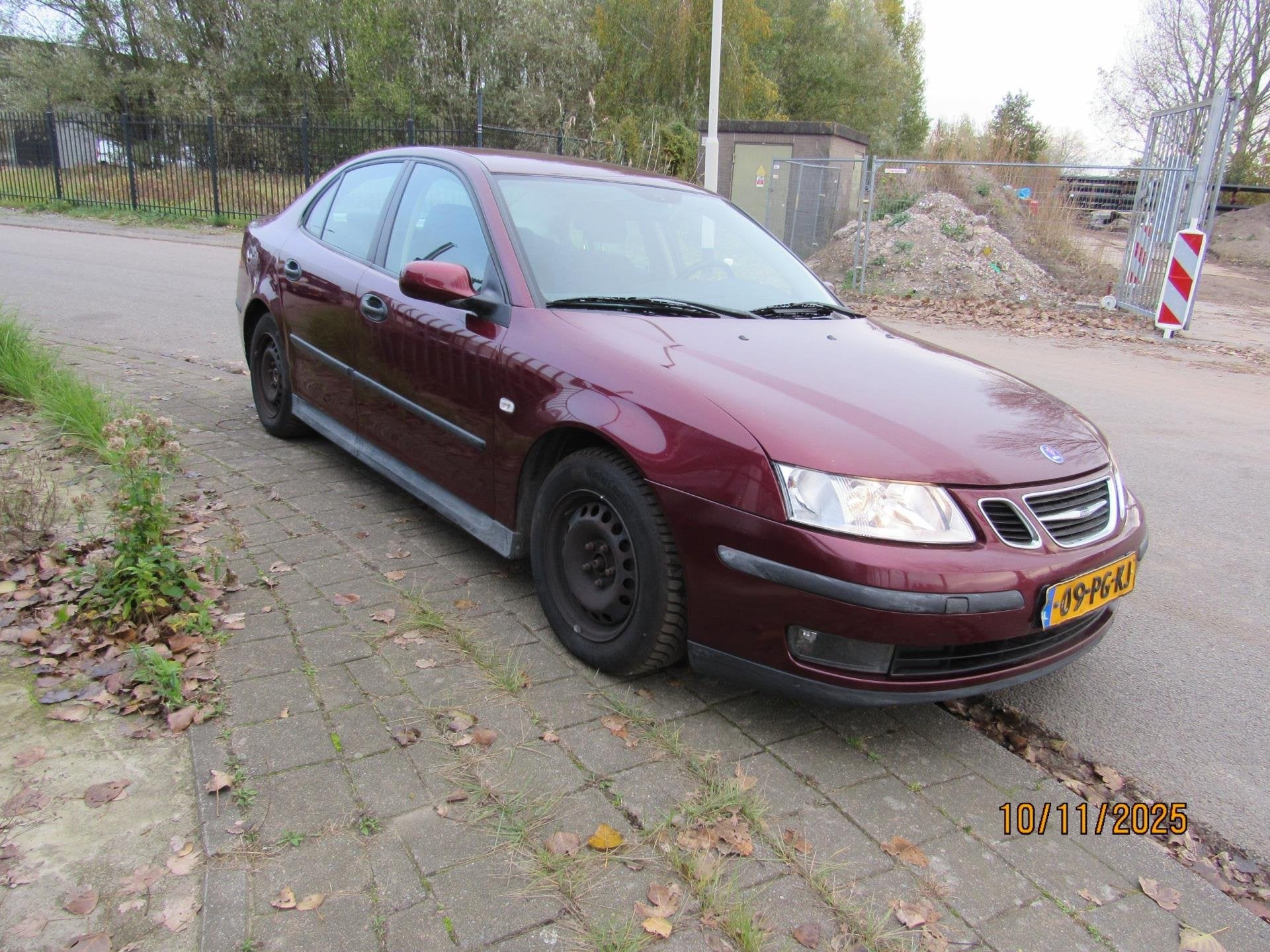 Saab 9-3 Sport Sedan 1.8t Optic, Auto's, Voorwielaandrijving, 1998 cc, Stof, Gebruikt