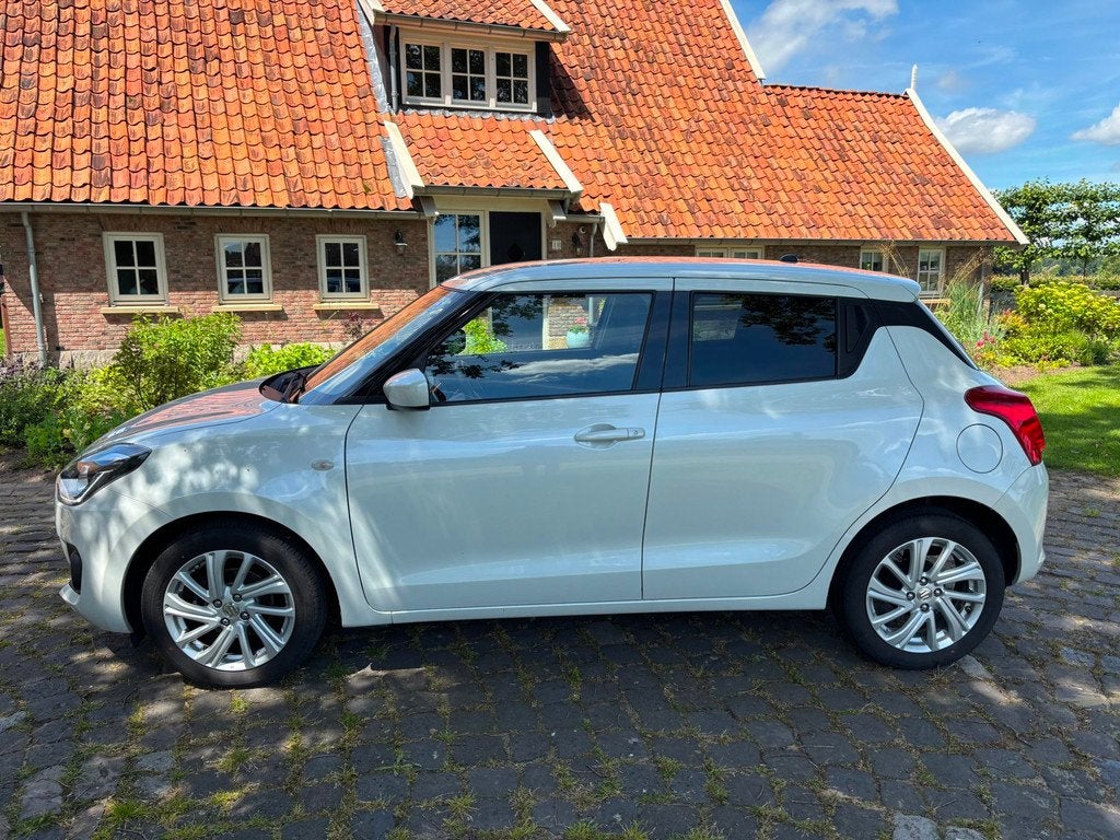 Suzuki SWIFT 1.2 Style Smart Hybrid, 83 pk, Gebruikt, Euro 6, 4 cilinders