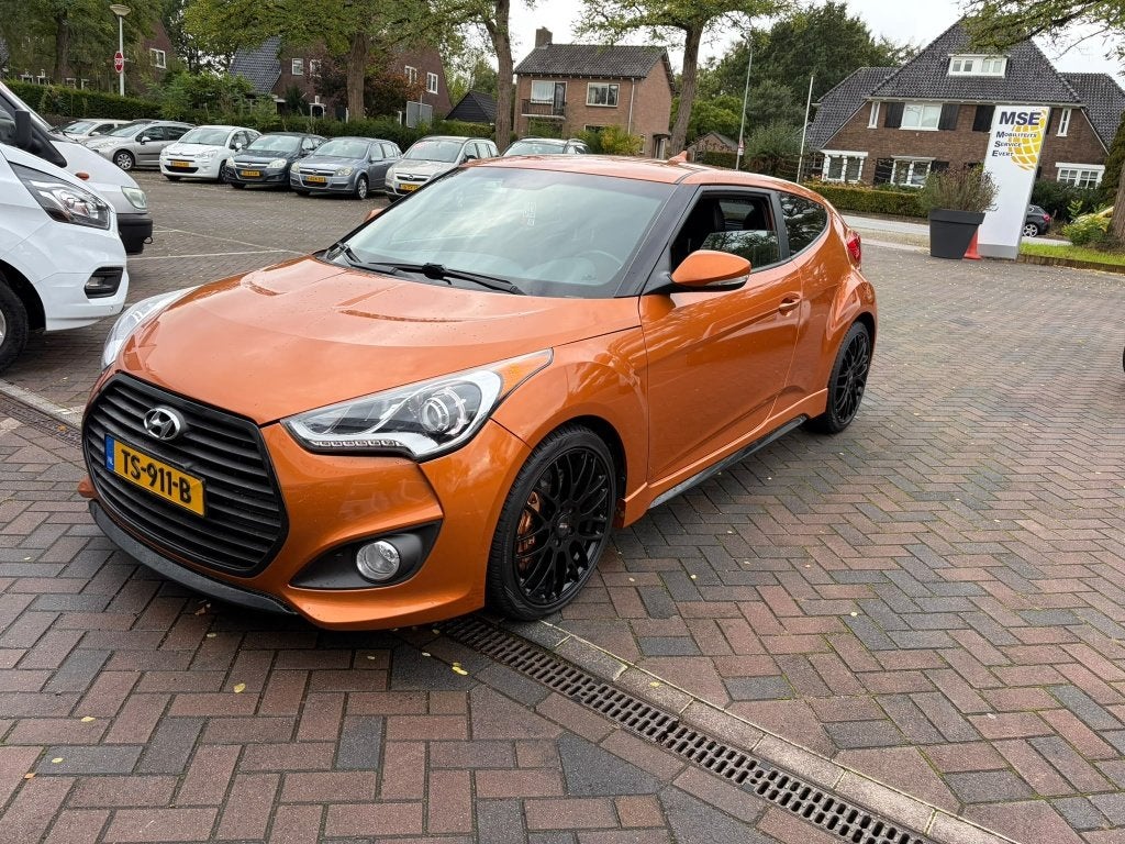 Hyundai Veloster