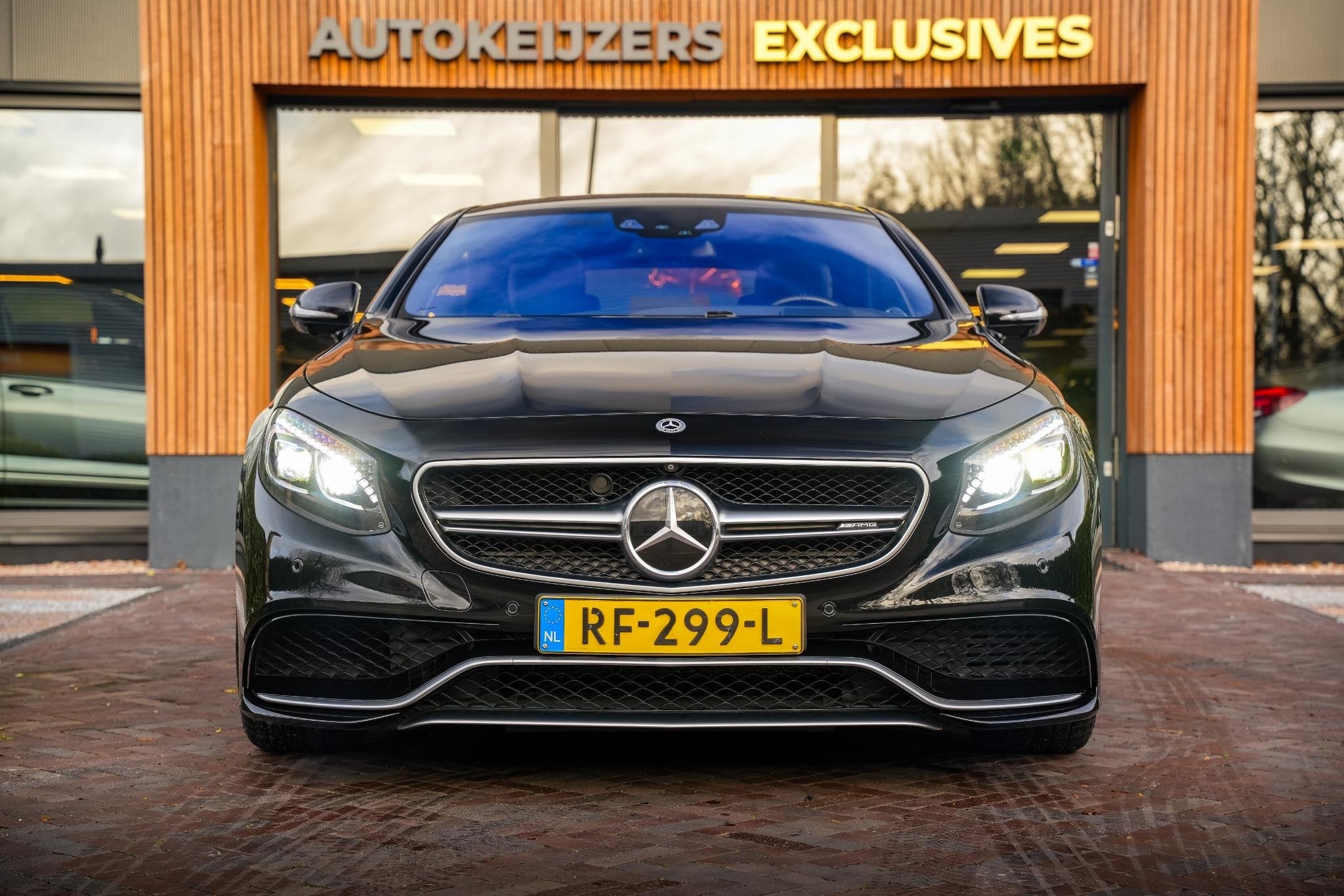 Mercedes-Benz S-klasse Coupé AMG 63 4Matic Burmester Stoelv, Auto's, Mercedes-Benz, Automaat, 5461 cc, Gebruikt, 4 stoelen