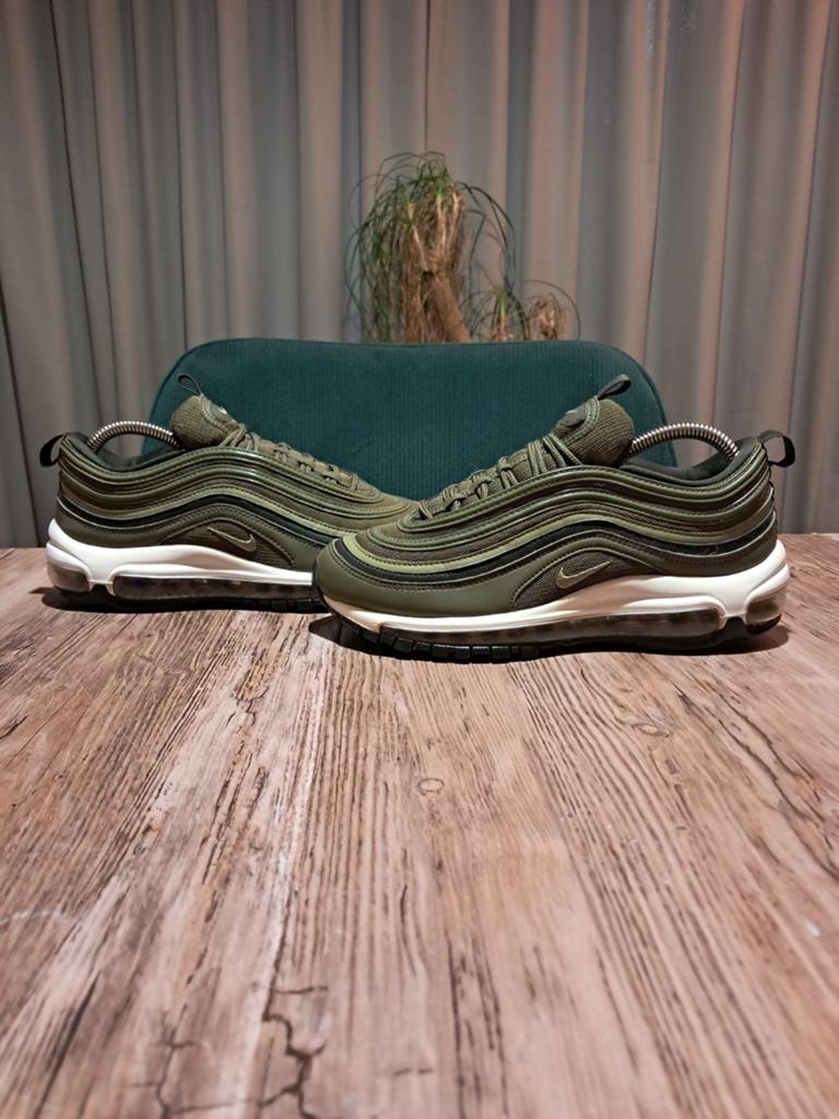 Nike Air Max 97 'Olive Blast' Size 38, Kleding | Dames, Schoenen, Gedragen, Sneakers of Gympen, Groen, Ophalen of Verzenden