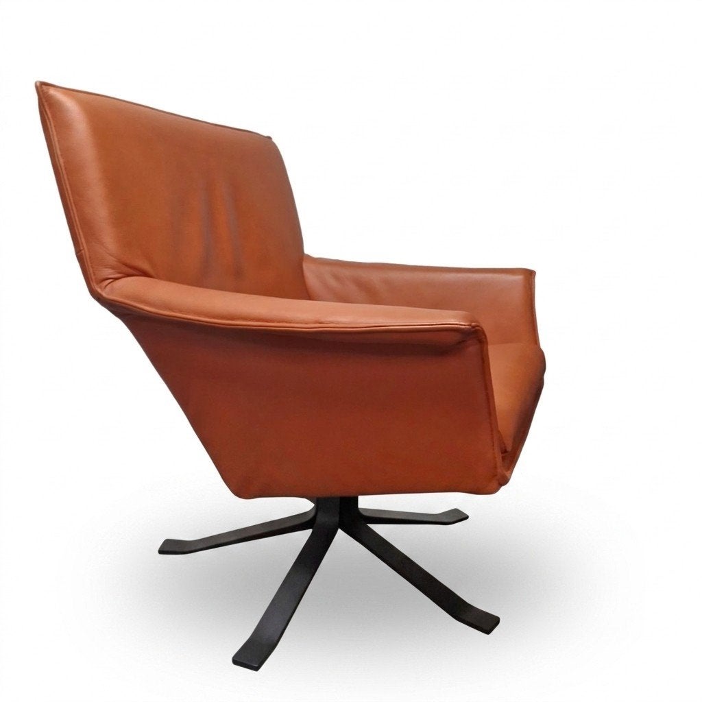 Design on Stock draai fauteuil model Djenne, Ophalen, Zo goed als nieuw, Leer