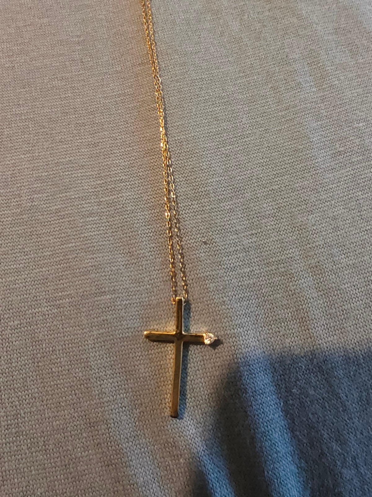 leuke ketting met kruisje, Sieraden, Tassen en Uiterlijk, Nieuw, Ophalen of Verzenden, Goud, Overige materialen