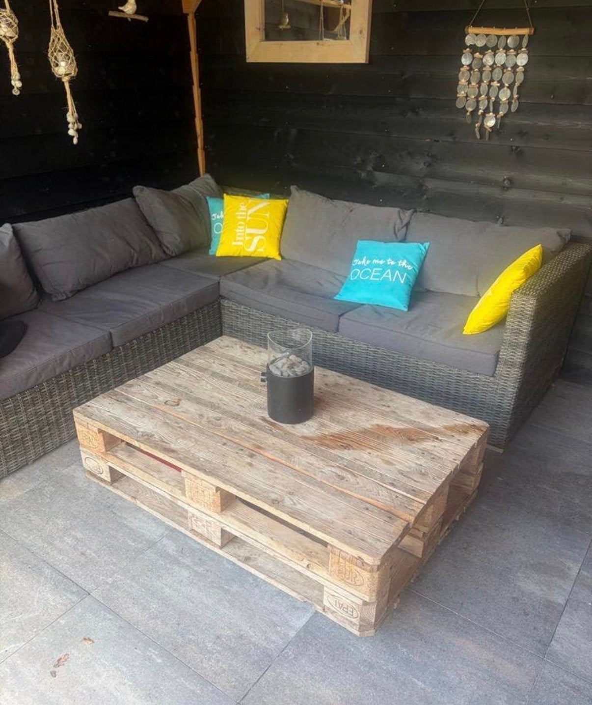 Handgemaakte Pallet Tuintafel met Zwenkwielen, Ophalen, Gebruikt, Rechthoekig, Hout