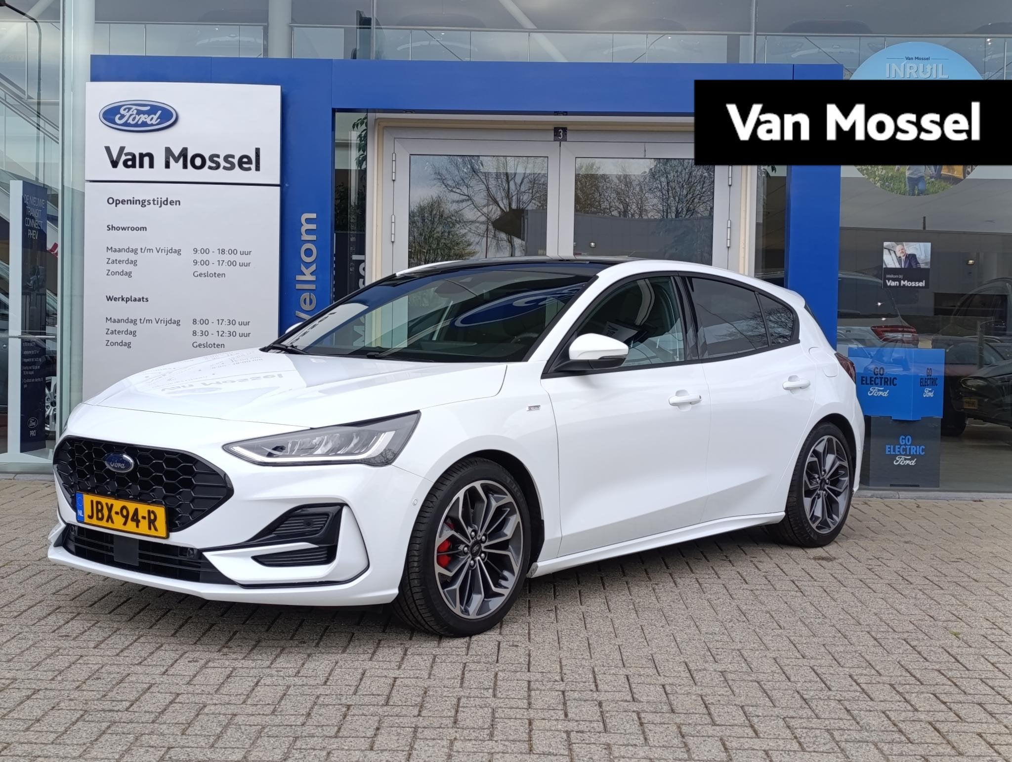 Ford Focus 1.0 EcoBoost Hybrid ST Line X Panorama dak| Leder