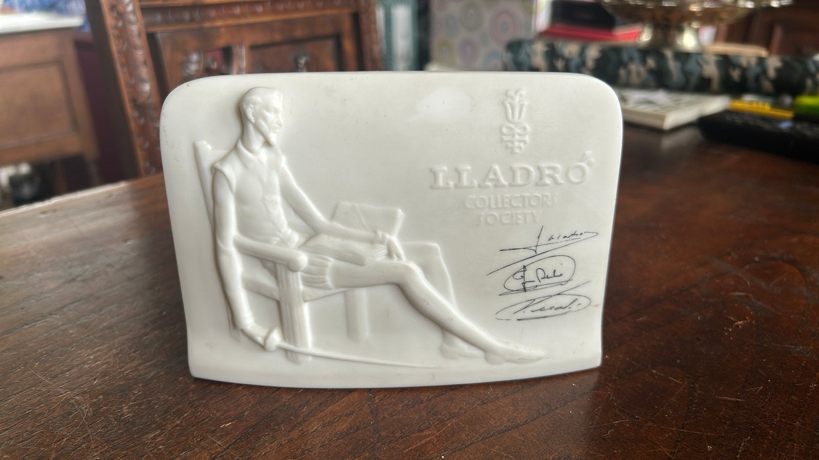 Lladró Collectors Society Plaque 1985 – Hand Made in Spain, Verzamelen, Beelden en Beeldjes, Ophalen of Verzenden, Zo goed als nieuw