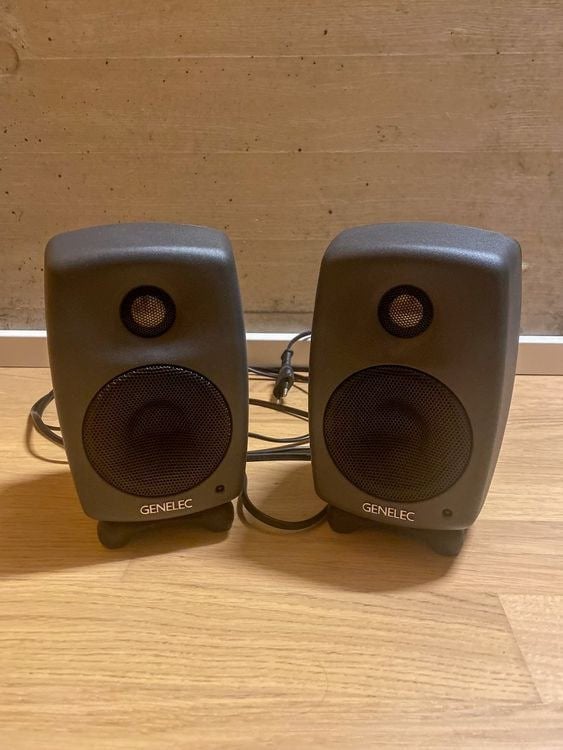 Genelec 8010 Pair