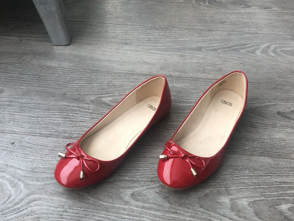 rode lakschoenen, maat 40, nooit gedragen, Kleding | Dames, Nieuw, Ophalen of Verzenden, Sneakers of Gympen, Rood