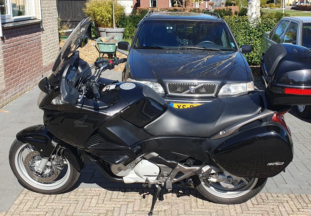 Honda NT700v Deauville, Motoren, Motoren | Honda, 700 cc, Cardan-aandrijving, 2 cilinders, Occasion