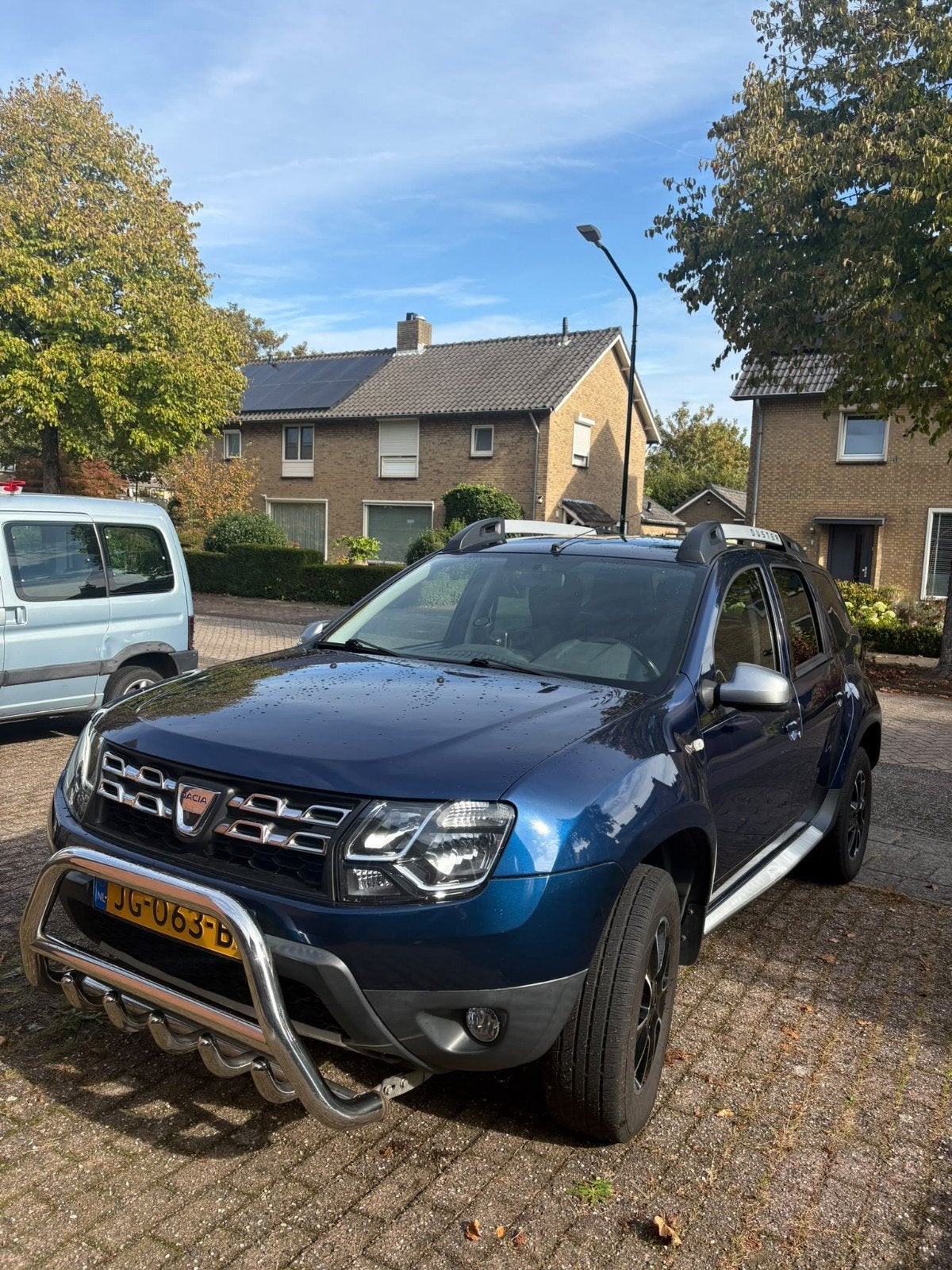 Dacia Duster 1.2 TCE 4X2 2016 gereviseerde motor + garantie, Auto's, Voorwielaandrijving, Dealer onderhouden, 125 pk, Zwart