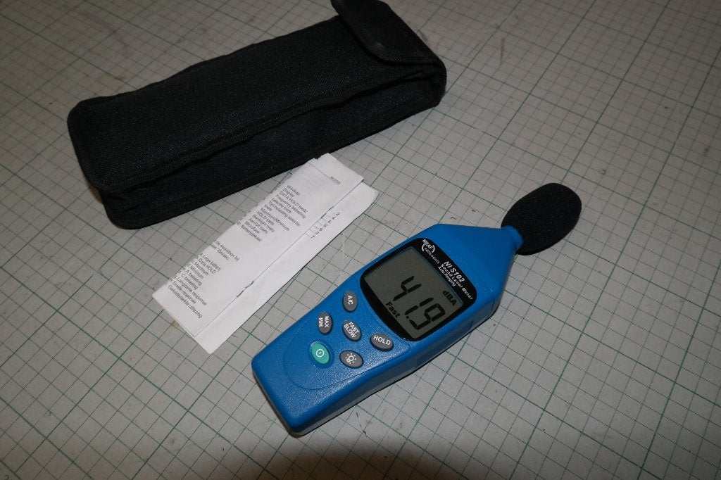 Nieaf Smitt NI S102 Geluidssterkte meter /decibel meter, Nieaf, Gebruikt, Multimeter, Ophalen of Verzenden