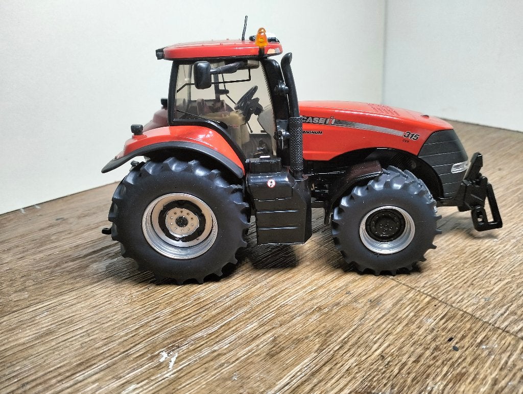 Te koop Siku Case IH Magnum 315 LCN Beursmodel 2016., Ophalen of Verzenden, Zo goed als nieuw, Tractor of Landbouw, SIKU