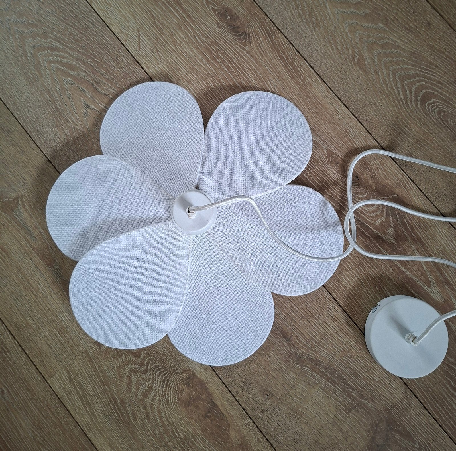 Lamp wit linnen bloemvorm D46 Hanglamp textiel Nieuw, Metaal, Nieuw, Modern, E27 (groot)
