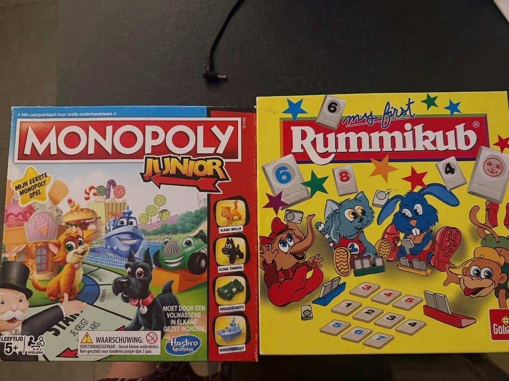 Rummikub/Monopoly junior, Hobby en Vrije tijd, Ophalen of Verzenden, Zo goed als nieuw, Goliath
