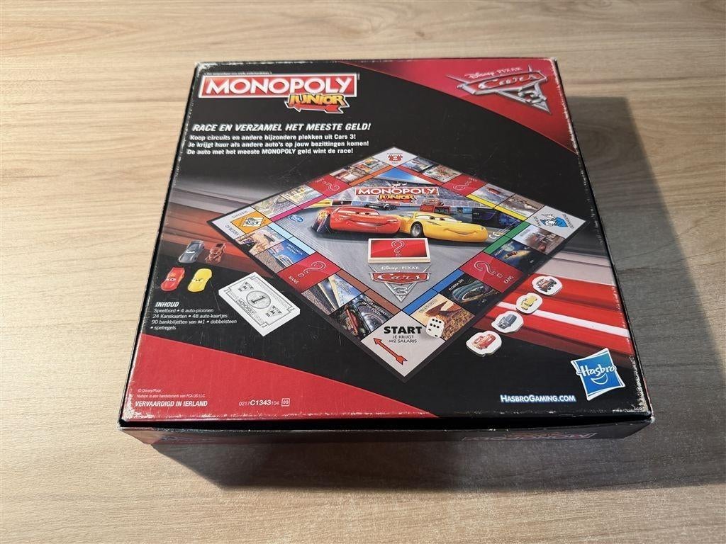 Monopoly junior Cars 3 - s6691, Hobby en Vrije tijd, Gezelschapsspellen | Bordspellen, Verzenden, Zo goed als nieuw
