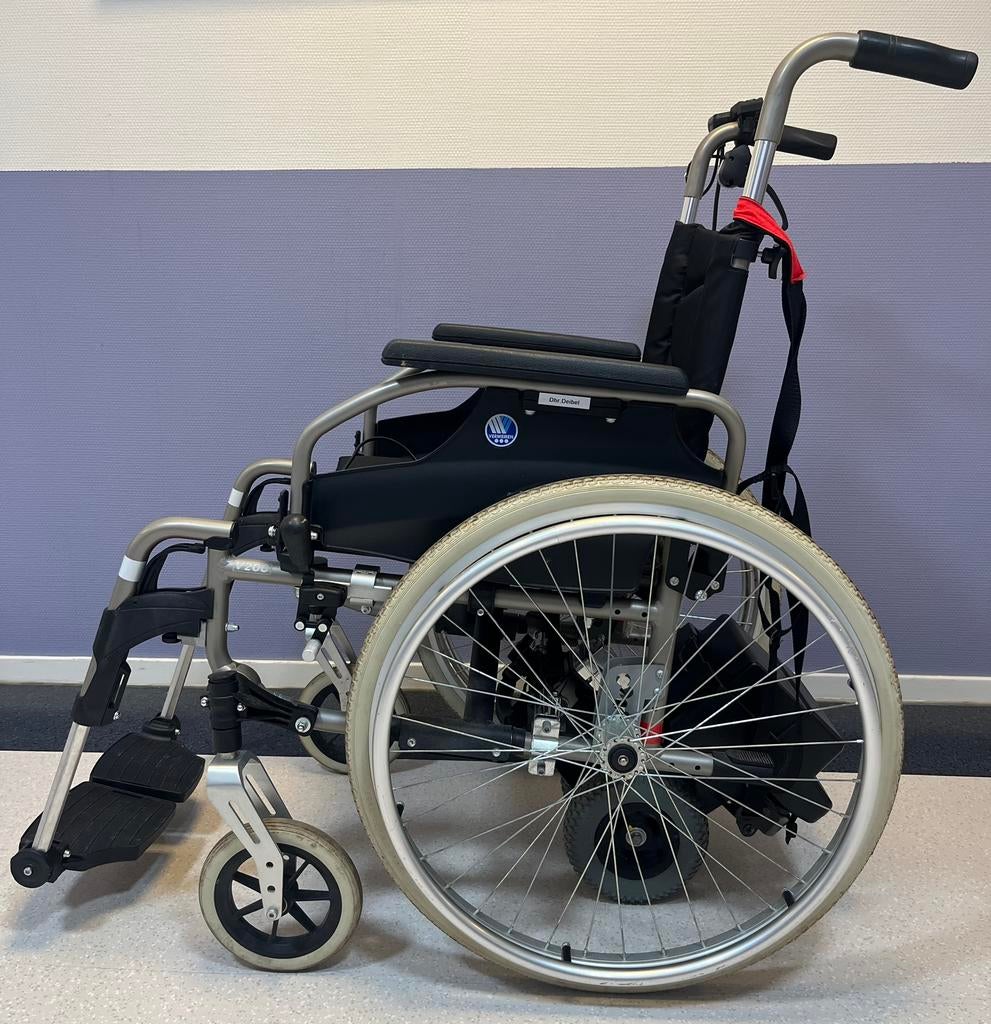 Rolstoel met V-drive ondersteuning, Diversen, Rolstoelen, Zo goed als nieuw, Duwrolstoel, Inklapbaar, Ophalen of Verzenden