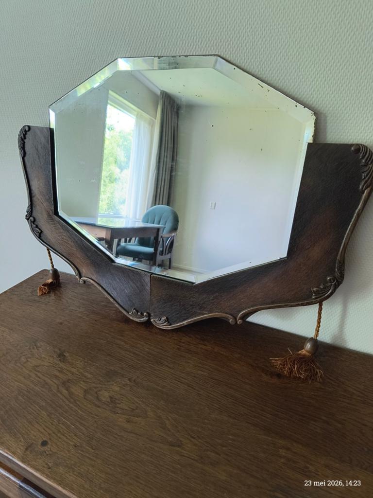 Antieke spiegel met houten lijst en facetgeslepen glas, Ophalen, Overige vormen, 50 tot 100 cm, Minder dan 100 cm