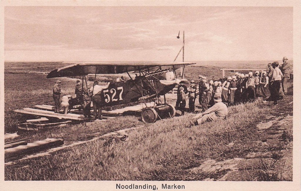 Marken - Noodlanding VLIEGTUIG no. 527 (1937), Ophalen of Verzenden, 1920 tot 1940, Ongelopen, Noord-Holland