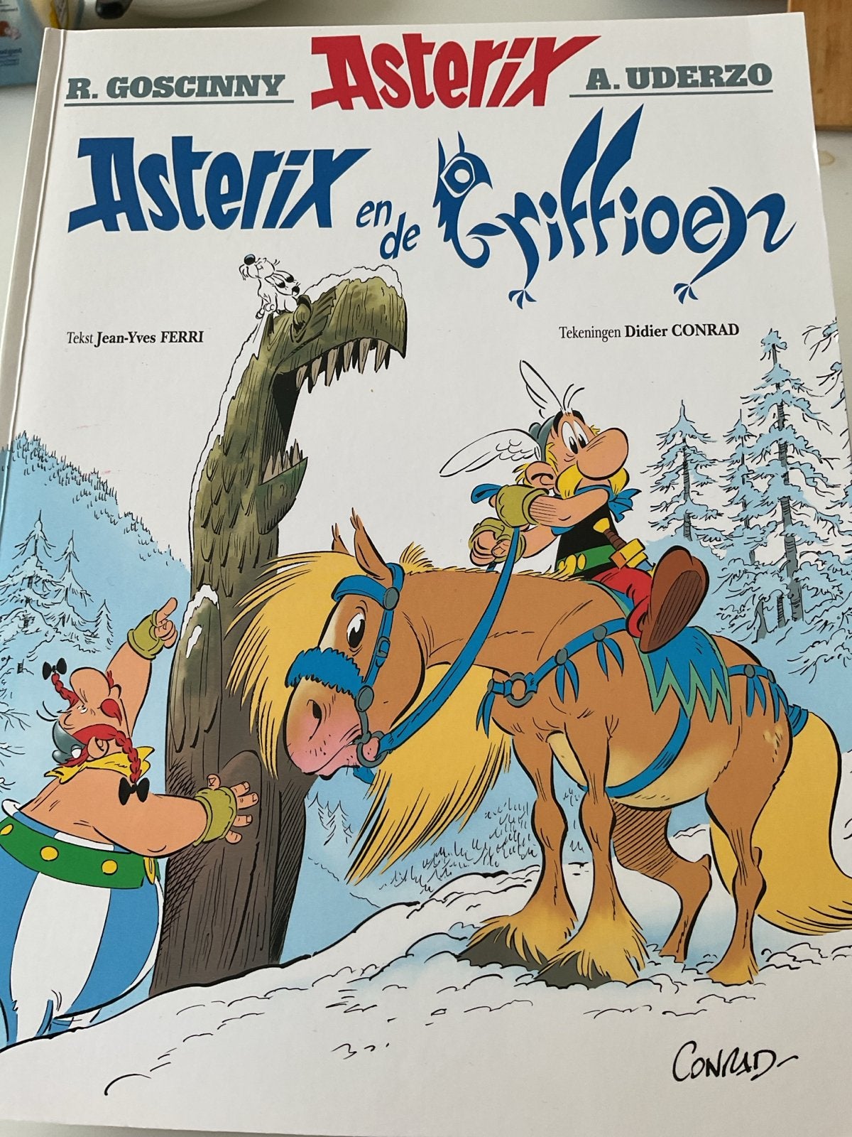 Asterix en de Griffioen - Nieuw stripboek, Eén stripboek, Ophalen of Verzenden, Zo goed als nieuw