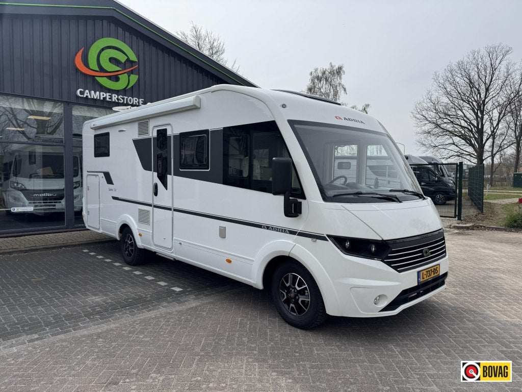 Adria Sonic Plus I 700 DC, Caravans en Kamperen, Integraal, Ringverwarming, Fiat, 7 tot 8 meter