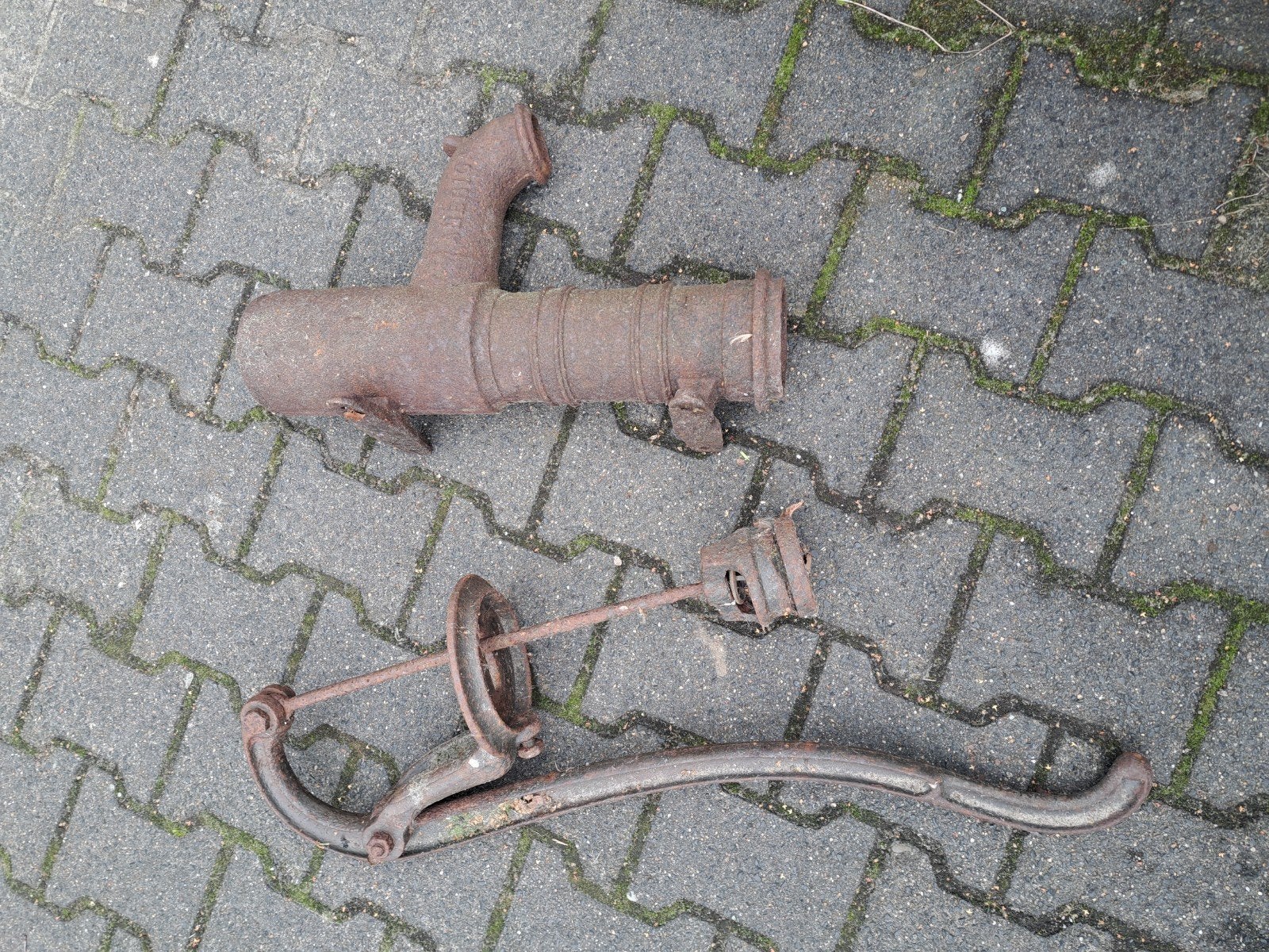 Antieke gietijzeren handpomp / waterpomp (decoratie / brocan, Tuin en Terras, Ophalen, Gebruikt, Overige typen, X
