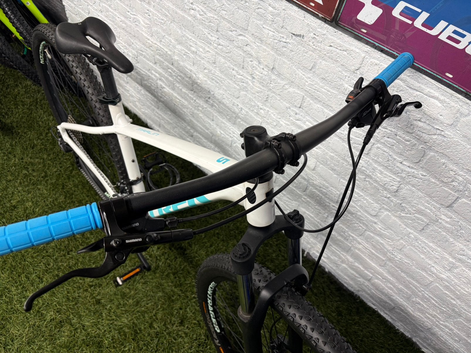 Foto 4 van Trek Marlin 5 29 inch mountainbike frame M 29er TREK Marlin