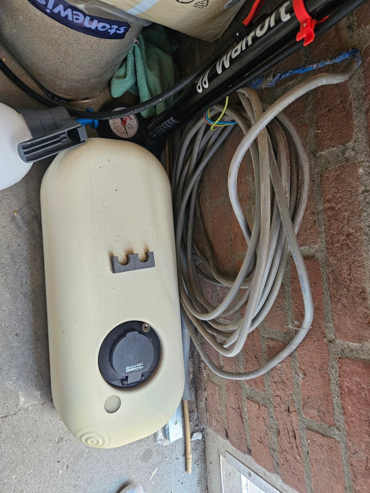 Gebruikte 1 fase Laadpaal voor Elektrische Auto, Auto diversen, Ophalen, Gebruikt, Laadpaal