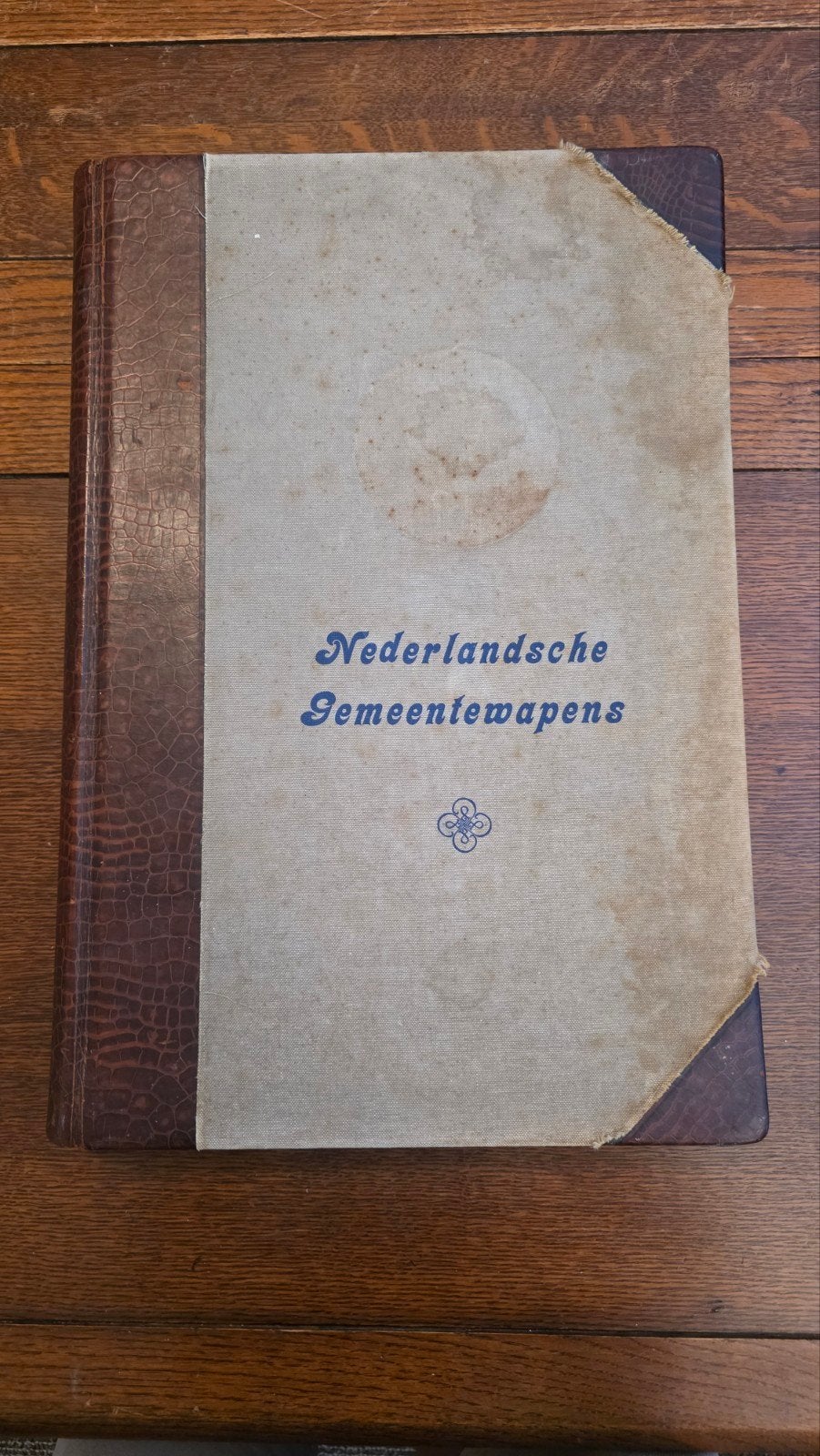 antiek gebonden schrift / Nederlandsche Gemeentewapens, Ophalen of Verzenden, 19e eeuw, Gelezen