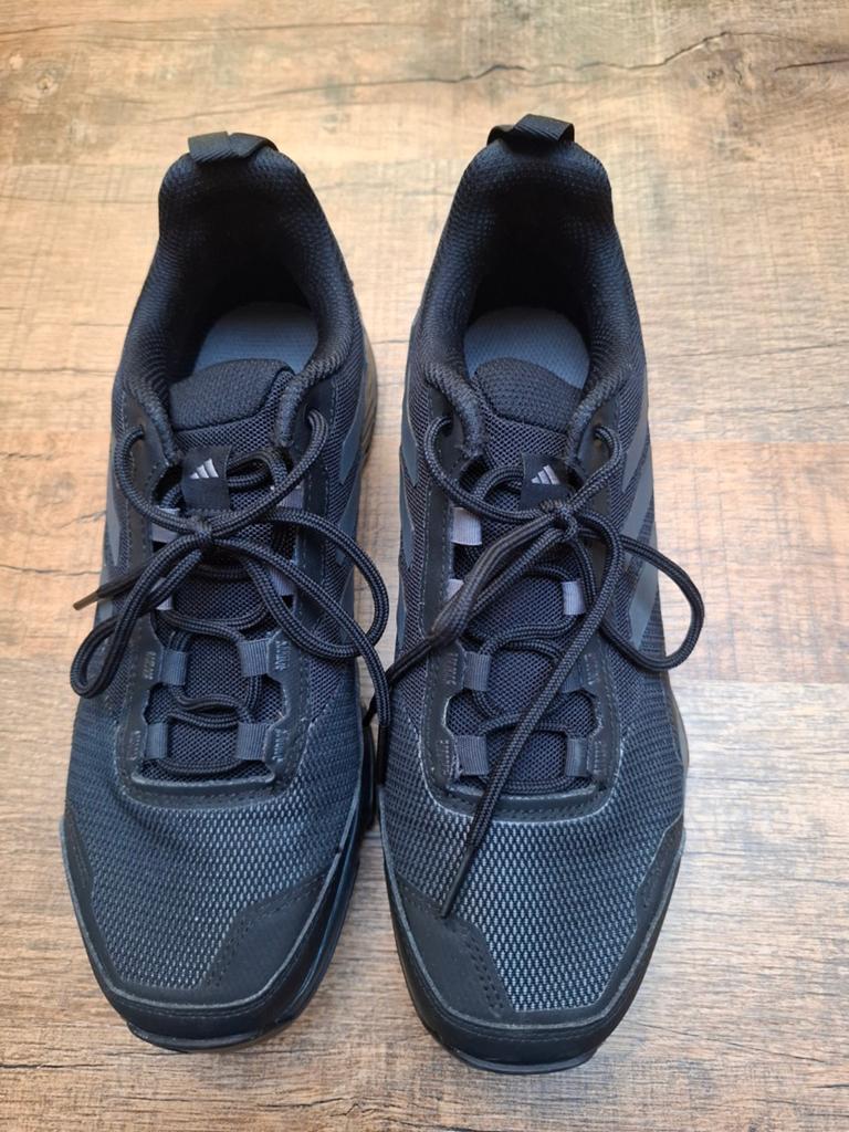 Adidas Cios kunstgras schoenen, Maat XS of kleiner, Ophalen of Verzenden, Zo goed als nieuw, Schoenen