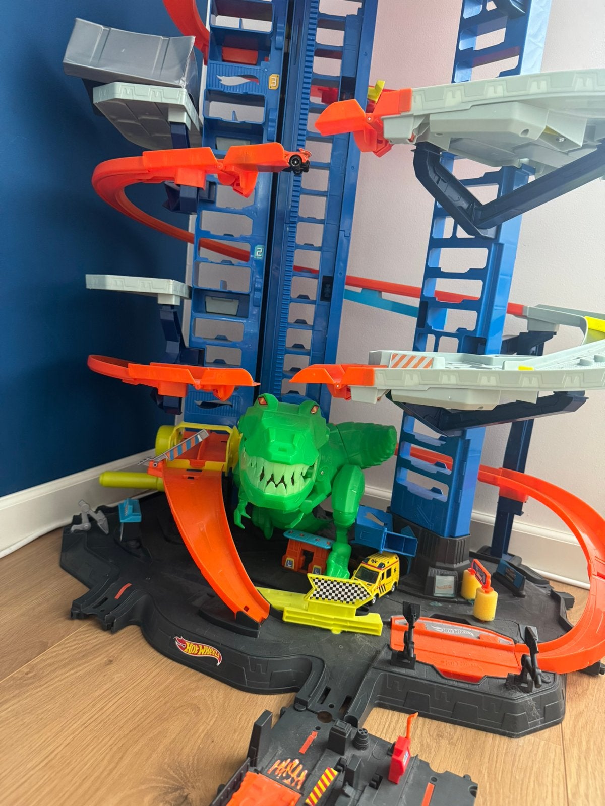 Hot Wheels Ultimate Garage playset, Kinderen en Baby's, Speelgoed | Racebanen, Ophalen of Verzenden, Zo goed als nieuw, Handmatig