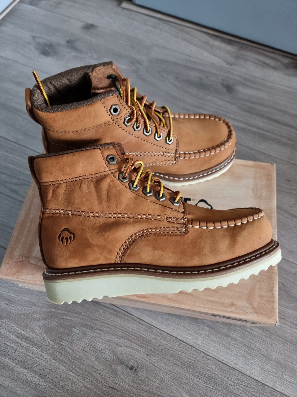 Wolverine Leren Laarzen Tan Nubuck, maat 35, Nieuw (G), Ophalen of Verzenden, Nieuw, Bruin, Hoge laarzen