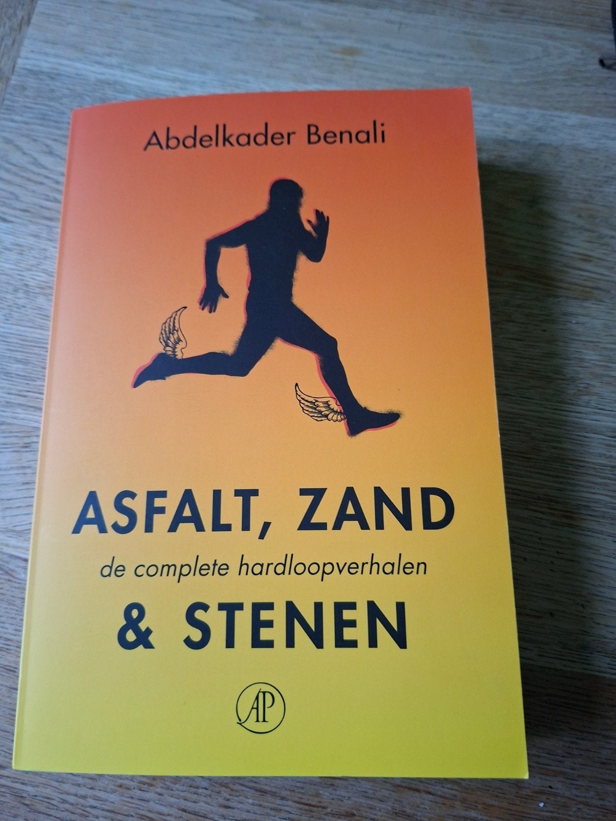 Abdelkader Benali - Asfalt, zand & stenen, Ophalen of Verzenden, Zo goed als nieuw, Abdelkader Benali, Balsport