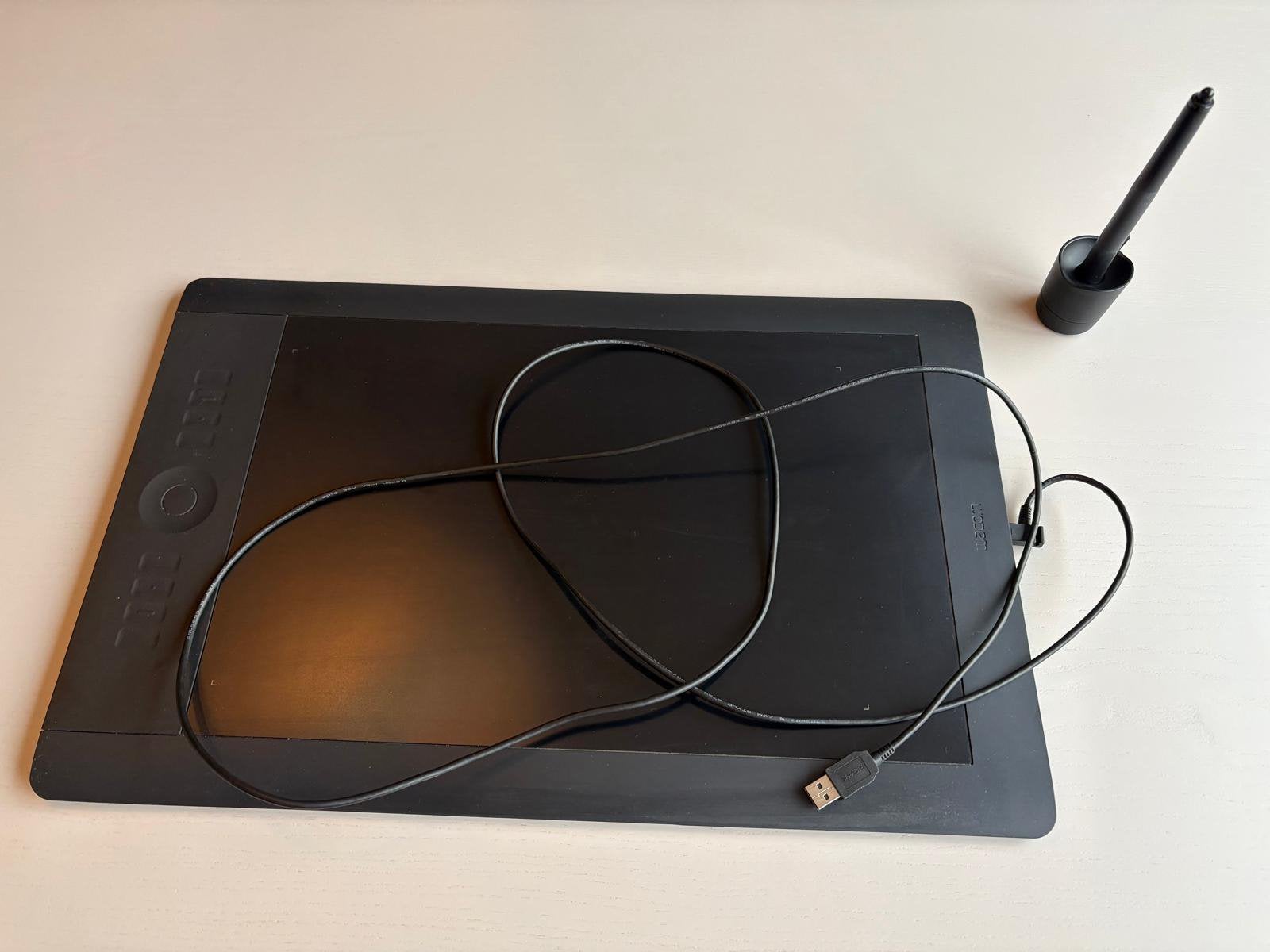Wacom intuos 5 touch | maat L | PTH-850, Ophalen, Bedraad