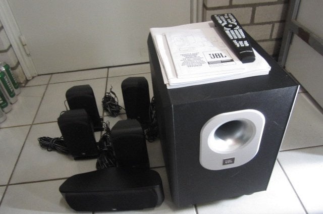 UBL BOXEN EN VERSTERKER, Overige systemen, Zo goed als nieuw, 120 watt of meer, Ophalen