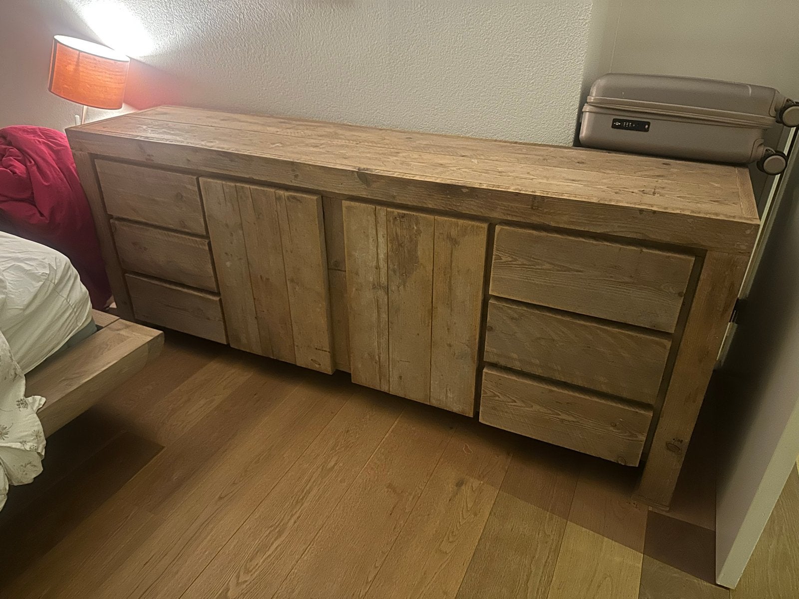 Robuust (steiger)houten dressoir met lades en deuren, Gebruikt, Ophalen of Verzenden, 200 cm of meer, Met lade(s)