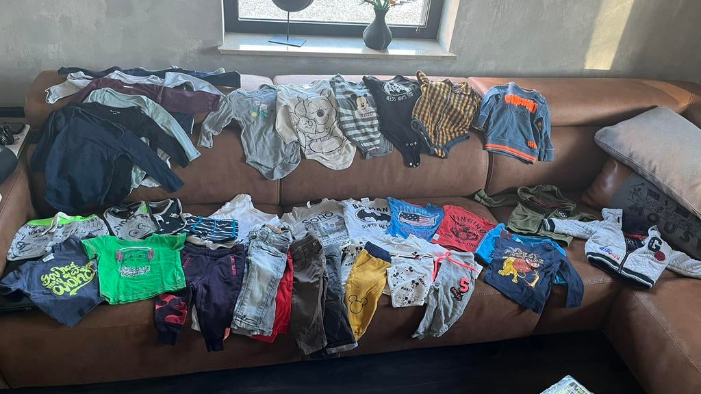 Jongenskleding doos vol kleding maat 74, Ophalen of Verzenden, Gebruikt, Jongetje, Setje