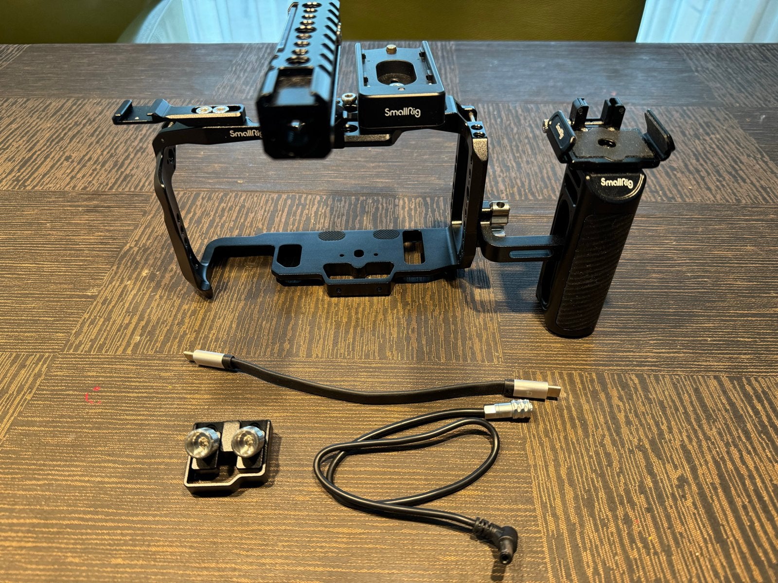 Smallrig cage 2203B voor Blackmagic Cinema Camera met access, SmallRig, Camera rig/cage, Ophalen of Verzenden, Zo goed als nieuw