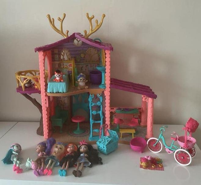 Enchantimals Huis met Poppen en Accessoires, Kinderen en Baby's, Speelgoed | Poppenhuizen, Ophalen of Verzenden, Zo goed als nieuw