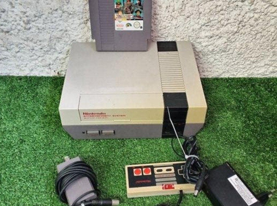 Nintendo Nes, Ophalen of Verzenden, Gebruikt, Met 2 controllers