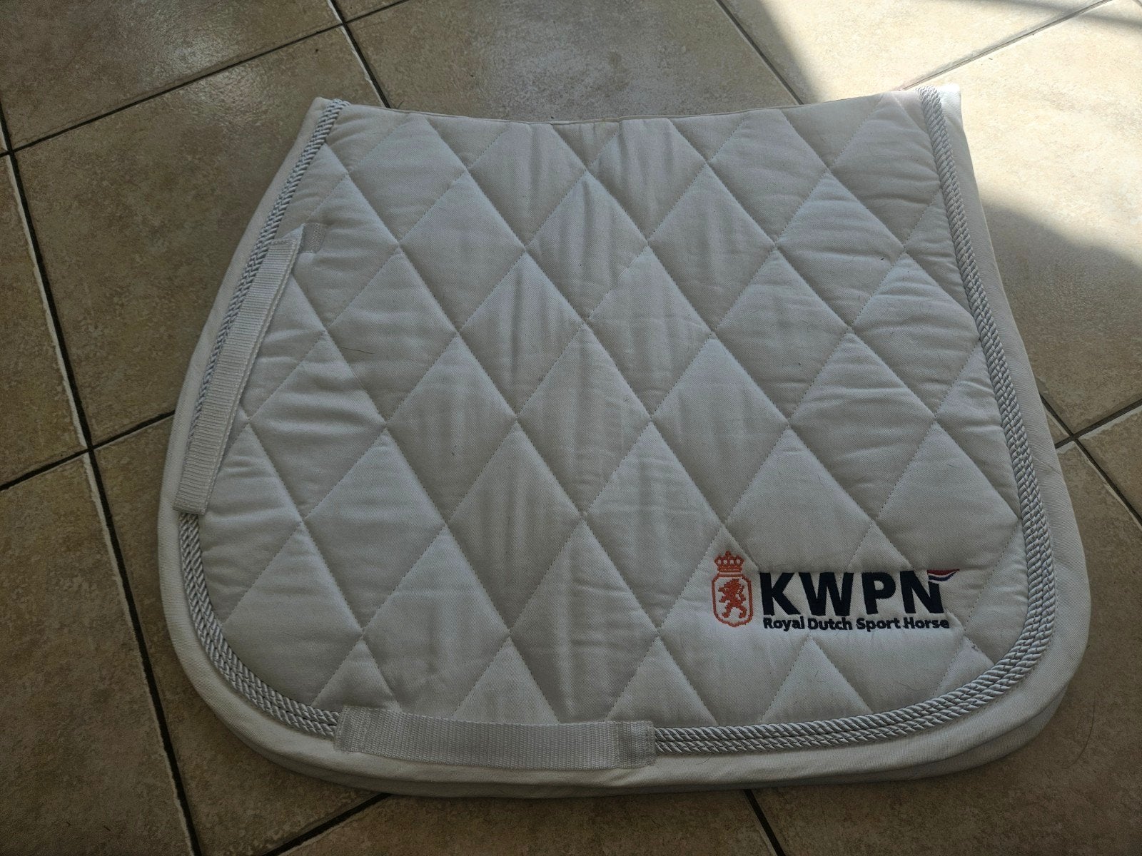 KWPN zadeldekje wit nieuw, Dieren en Toebehoren, Full (L), Wit, Dressuurdekje, Nieuw