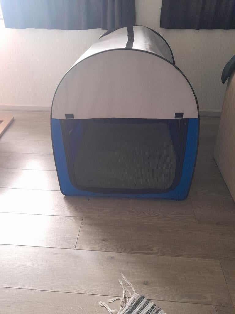 Grote opvouwbare bench 80 x 70, Dieren en Toebehoren, Hondenbenches, Ophalen