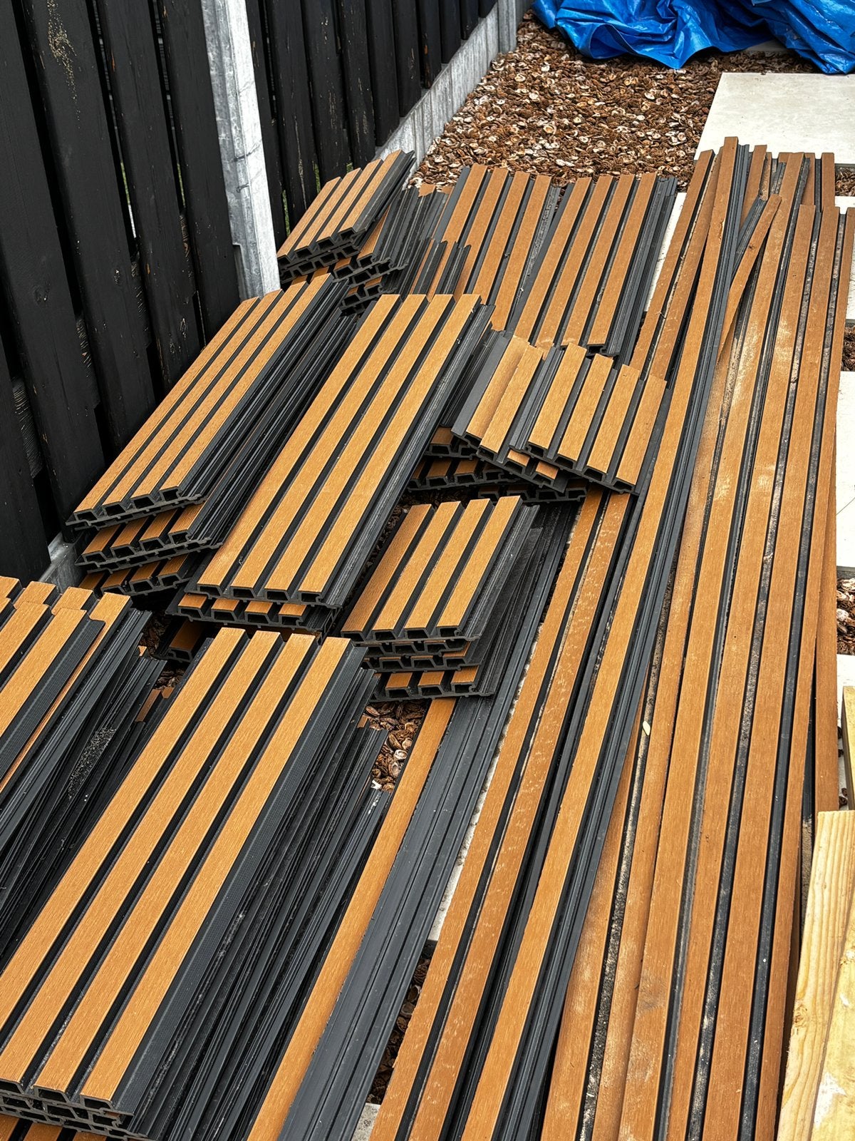 Nieuw composiet panelen black & teak verschillende afmeting, Doe-het-zelf en Verbouw, Platen en Panelen, Ophalen, Nieuw, Overige materialen
