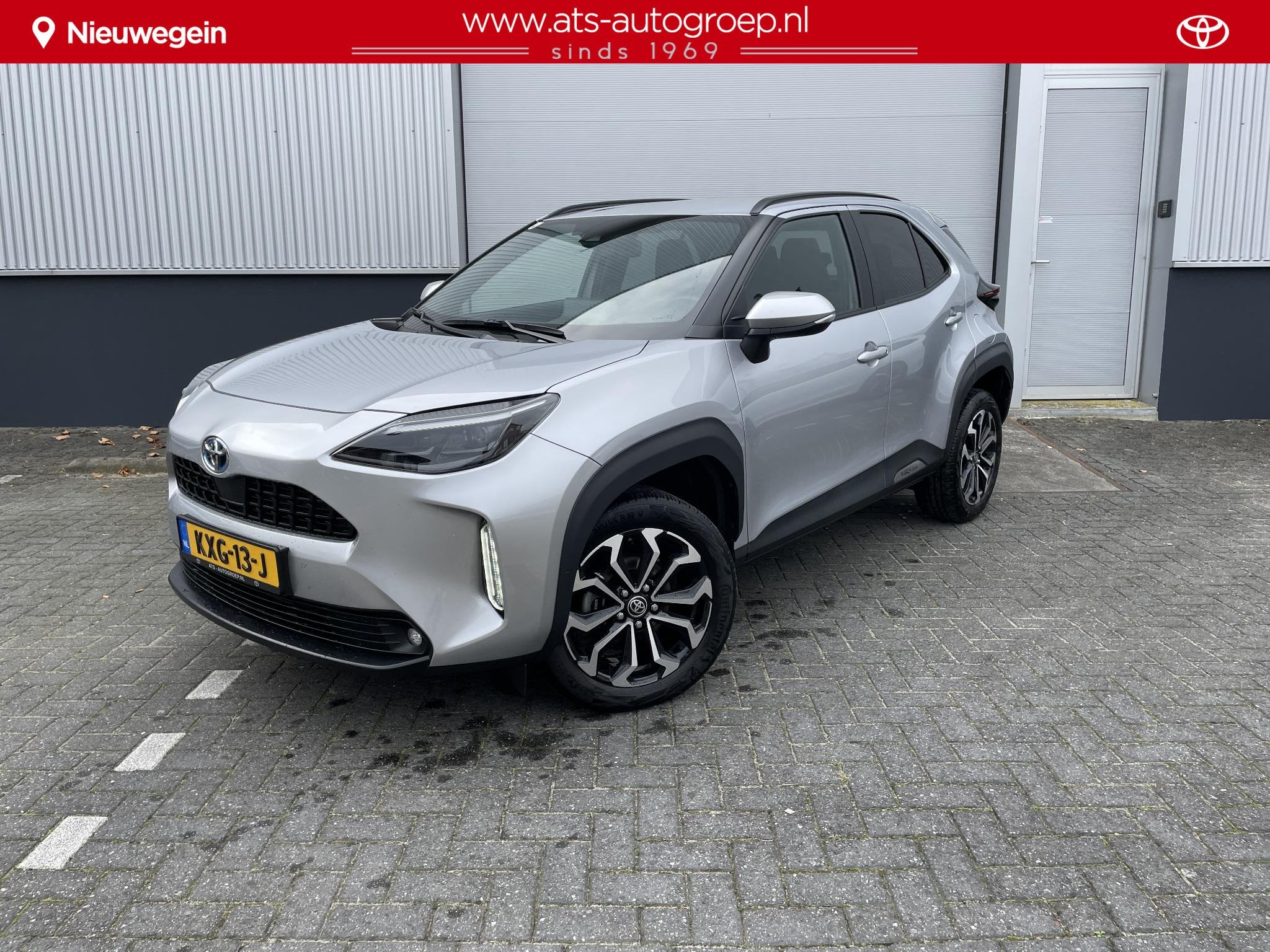 Toyota Yaris Cross 1.5 Hybrid Dynamic , Afn Trekhaak, Automaat, Postbus 212
4940 AE  Raamsdonksveer, NL, 1490 cc, Hybride Elektrisch/Benzine