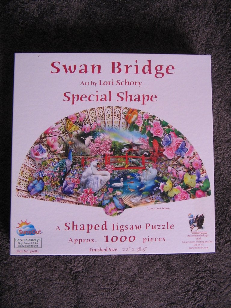2 shaped puzzle panda en Waayer(zwaan) mist een stukje, Ophalen of Verzenden, 500 t/m 1500 stukjes, Gebruikt, Legpuzzel