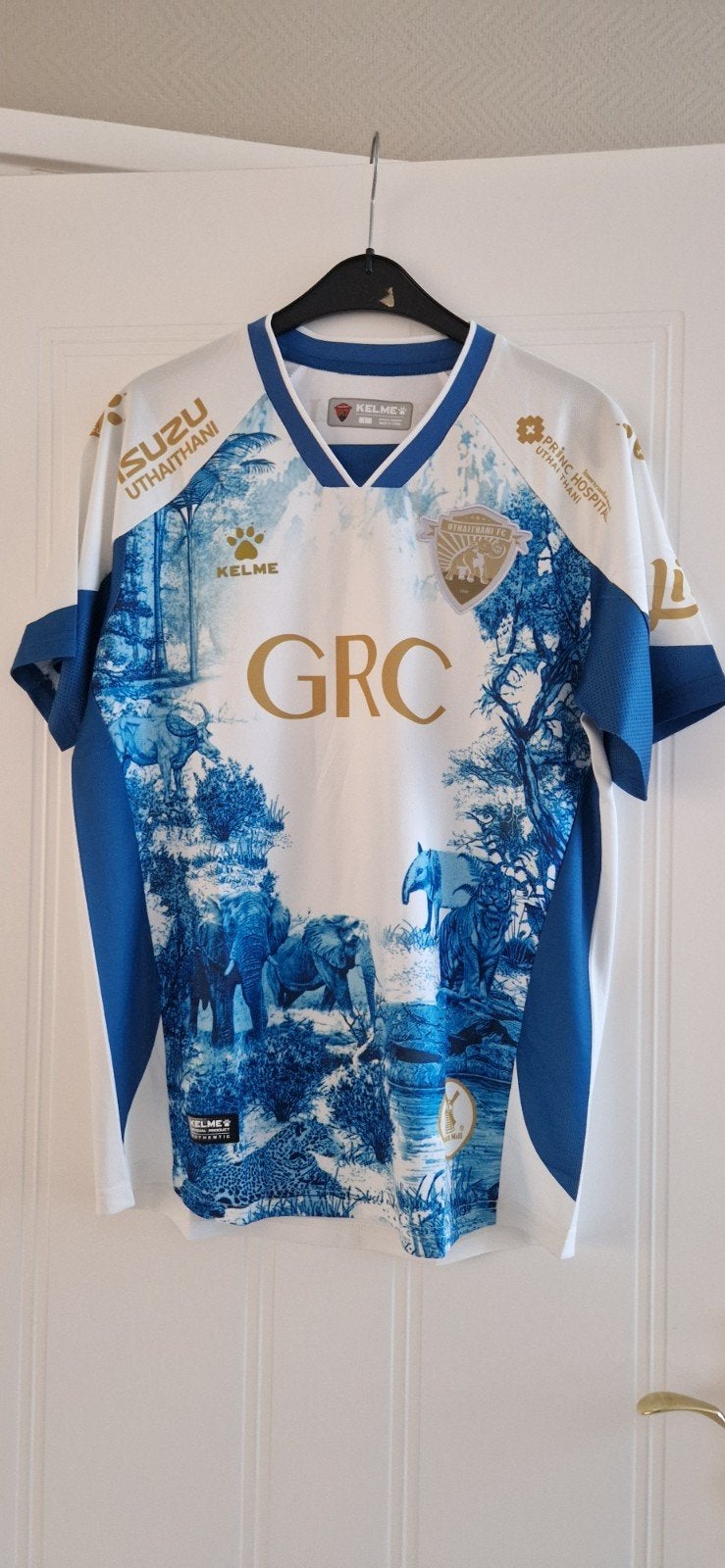 BNWT Uthai Thani FC 2023-24 Derde Shirt, Kleding | Heren, Maat 52/54 (L), Kelme, Wit, Nieuw