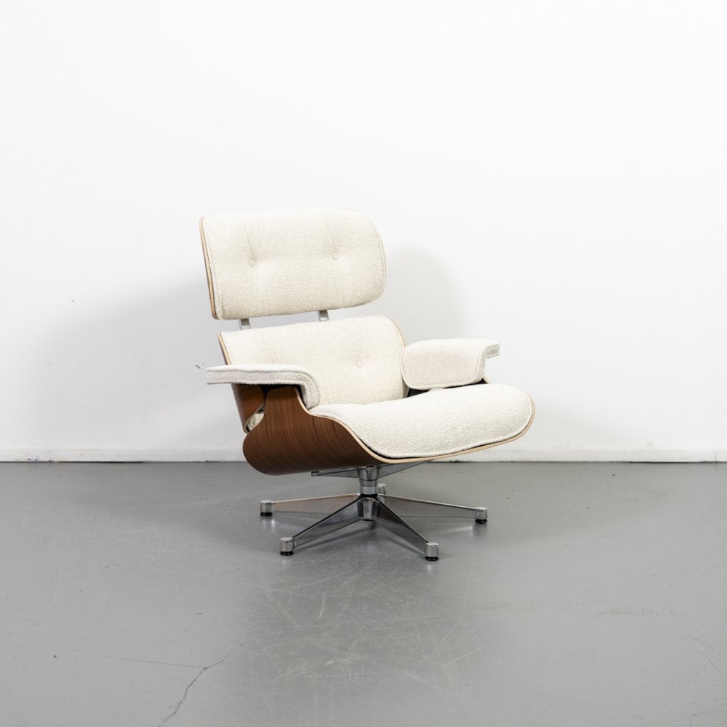 ACTIE!! 1x Vitra Eames Lounge Chair & Ottoman Nubia - Noten, Niet ingevuld, Niet ingevuld, Nieuw, 75 tot 100 cm